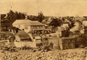 Vue de Terre-Sainte, Saint-Pierre / [Non identifié]. - [La Réunion], [ca 1870]. - 1 photogr. pos. : papier albuminé, n. et b. ; 15,7 x 22,4 cm.